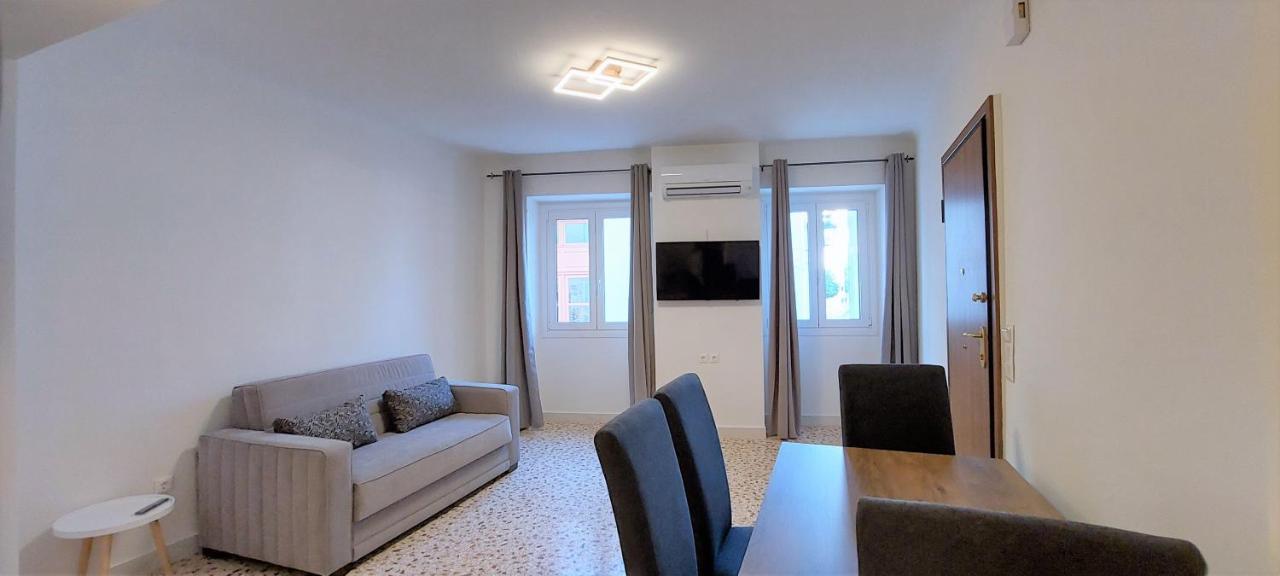 Athens Plaka Family Suites 外观 照片